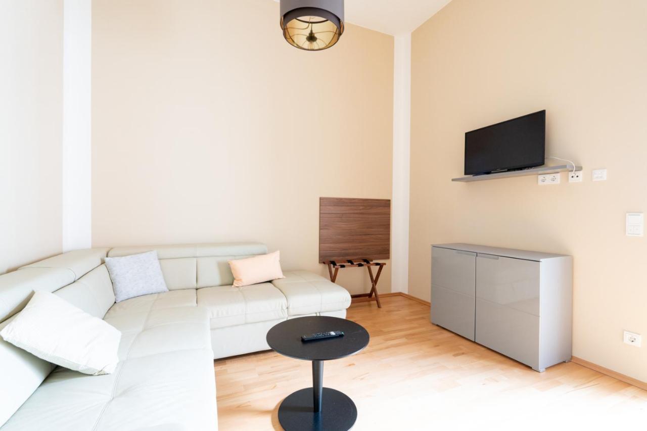 Pension Pannonia Parndorf Luaran gambar