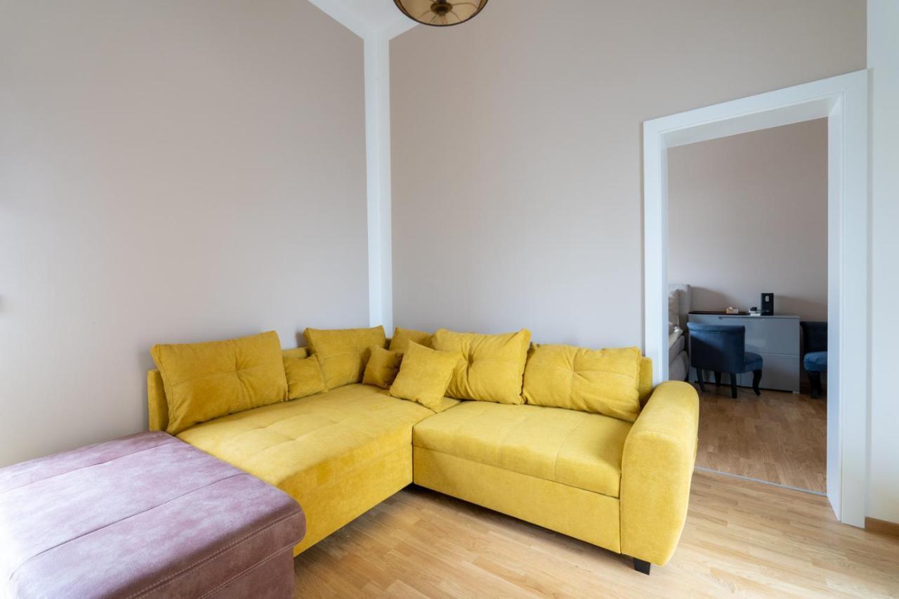Pension Pannonia Parndorf Luaran gambar