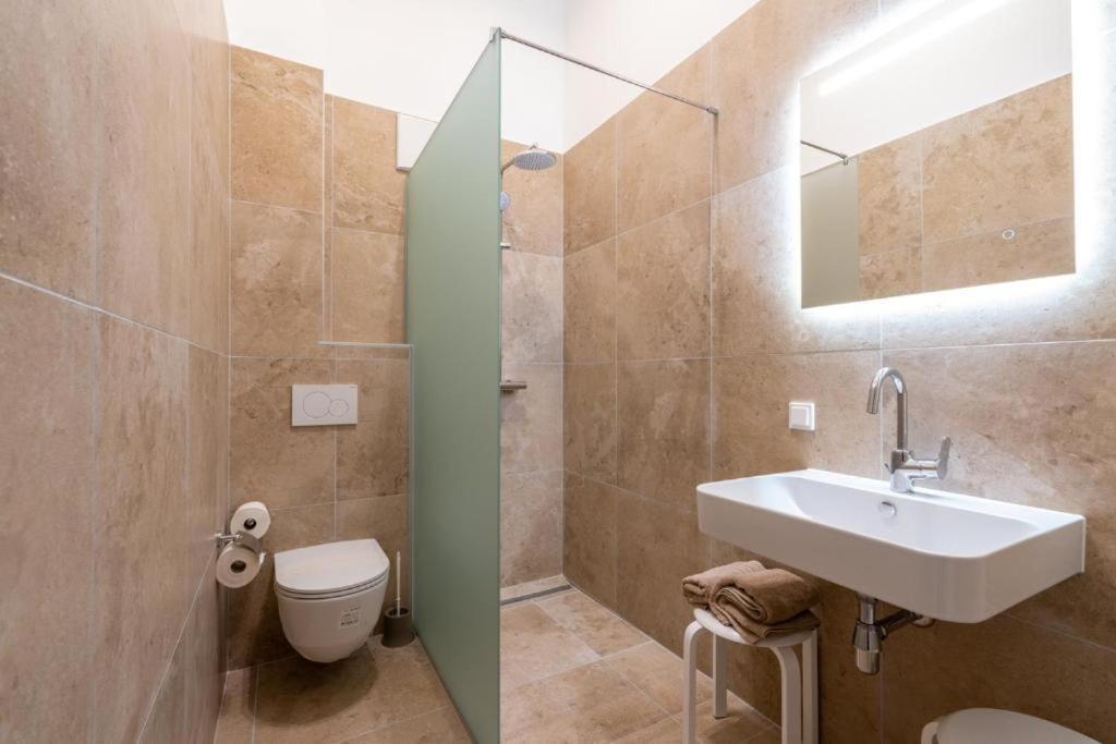 Pension Pannonia Parndorf Luaran gambar